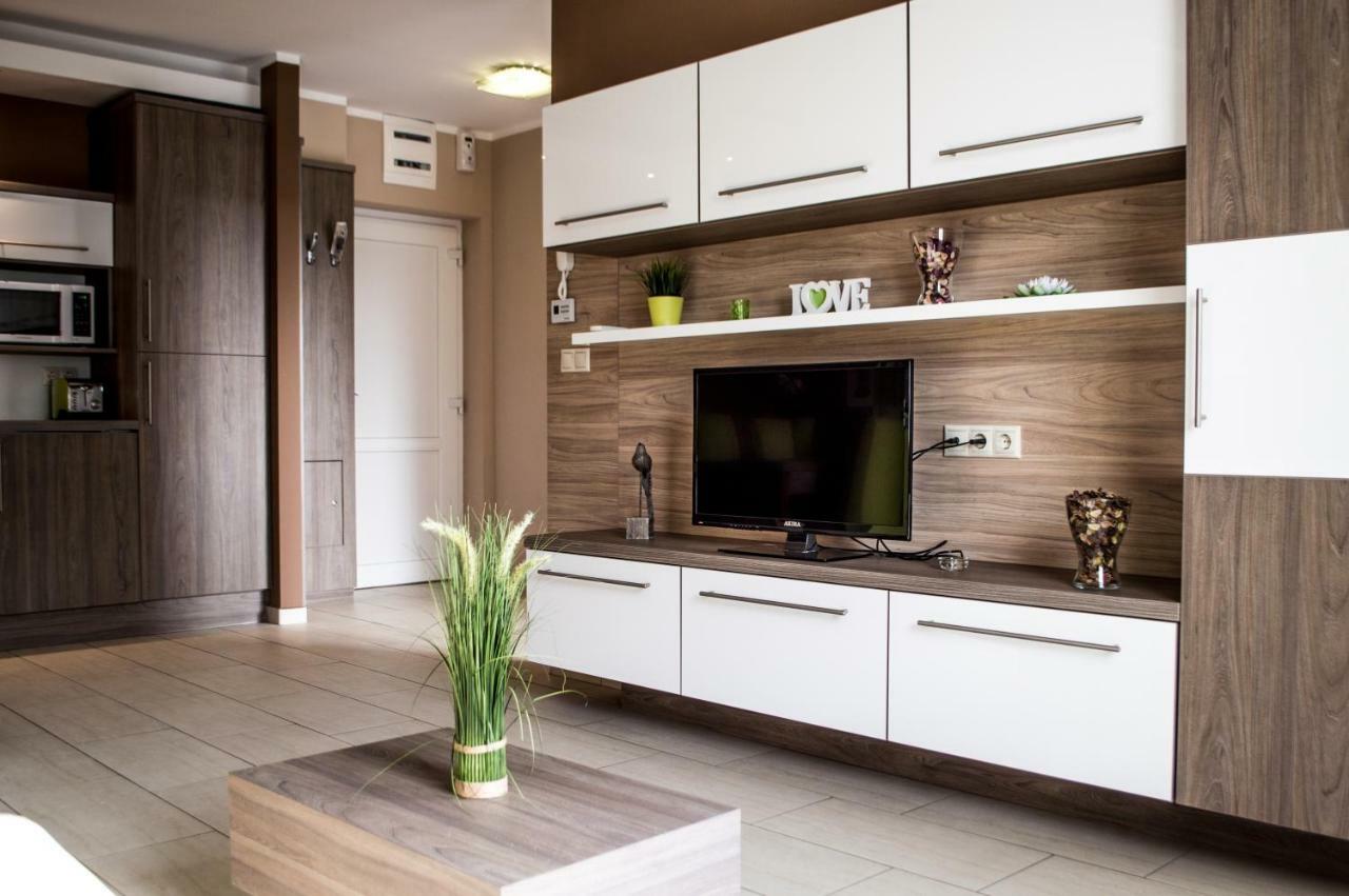 Appartement Platina Apartman à Sárvár Extérieur photo
