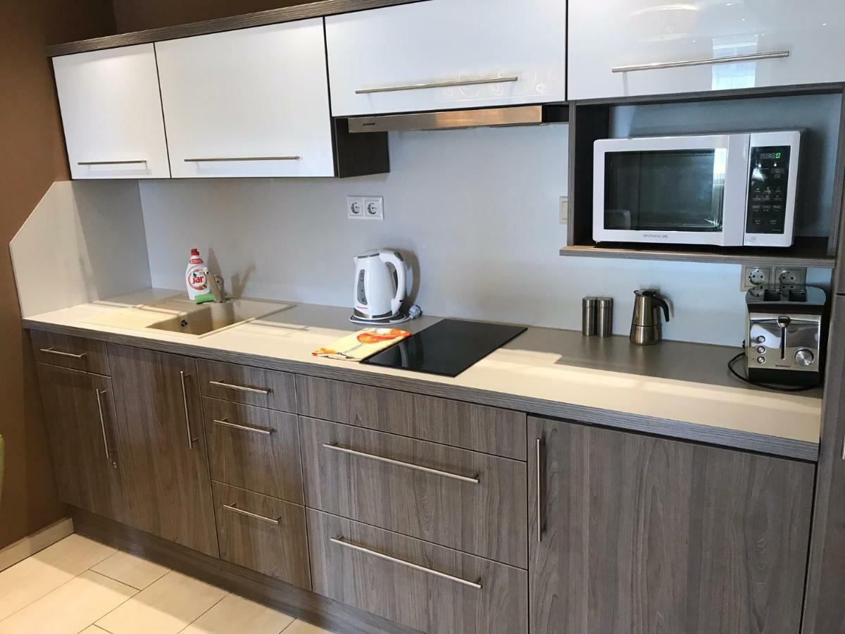 Appartement Platina Apartman à Sárvár Extérieur photo